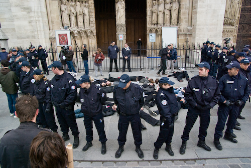 b16-notredame-20090322-13004-by-william-hamon.jpg