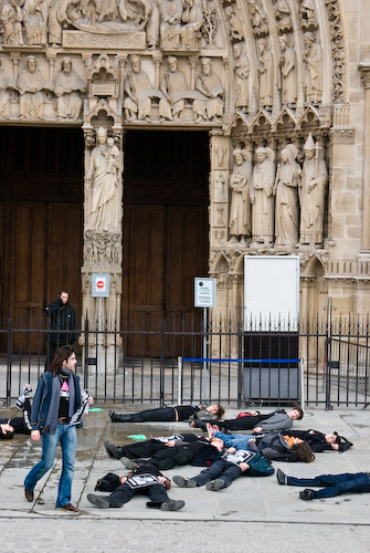 b16-notredame-20090322-13042-by-william-hamon.jpg