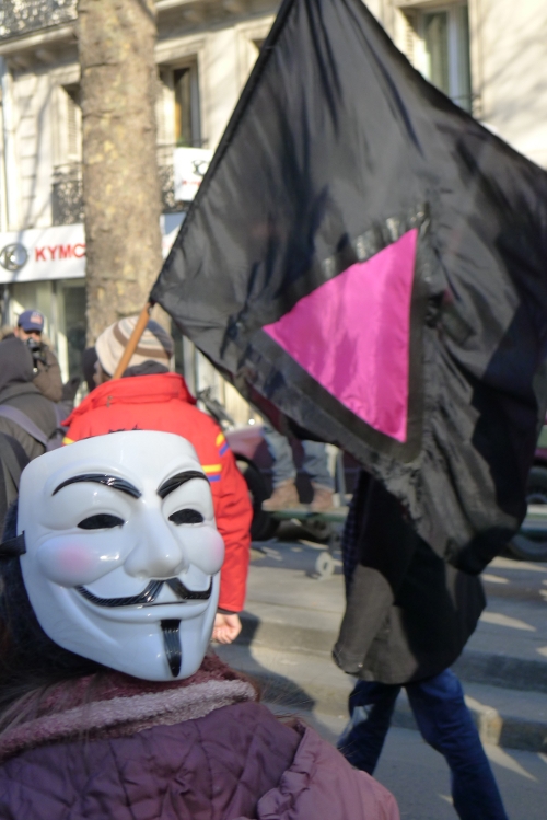 Act Up à la manifestation contre ACTA 5